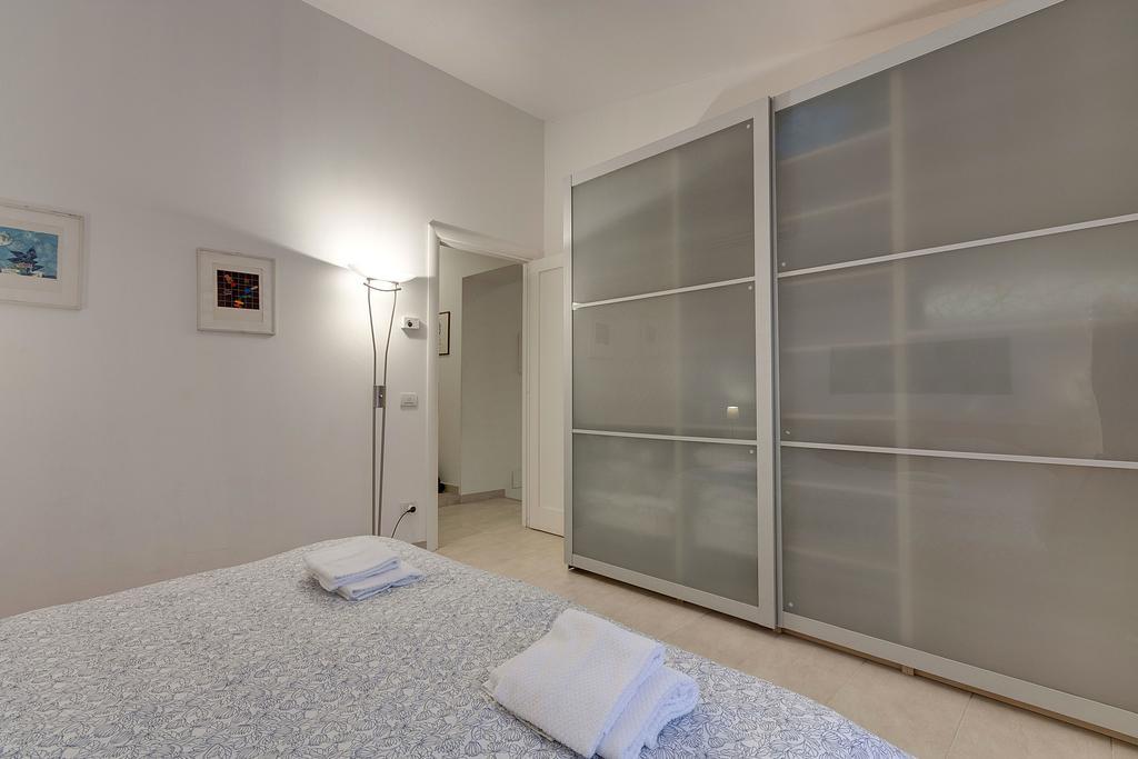 Anticafirenze Apartment Bagian luar foto