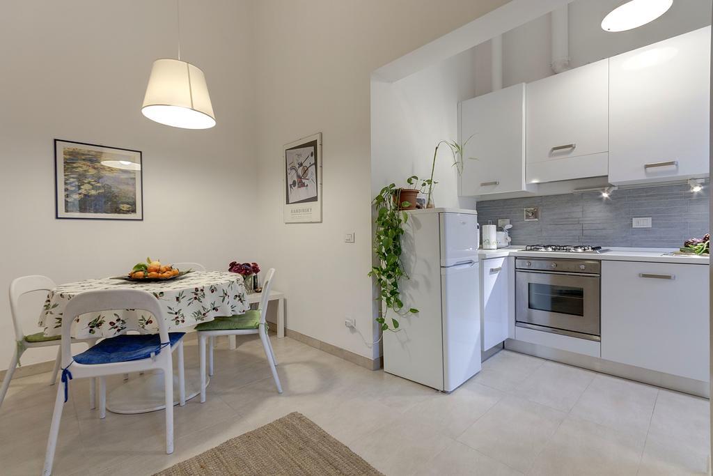 Anticafirenze Apartment Bagian luar foto