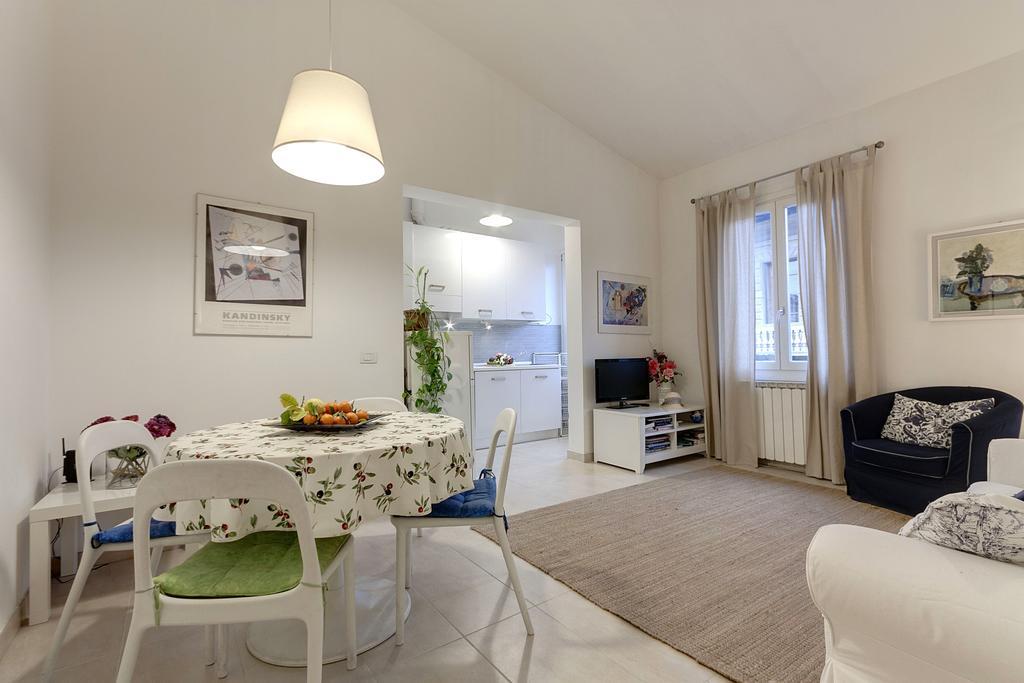 Anticafirenze Apartment Bagian luar foto